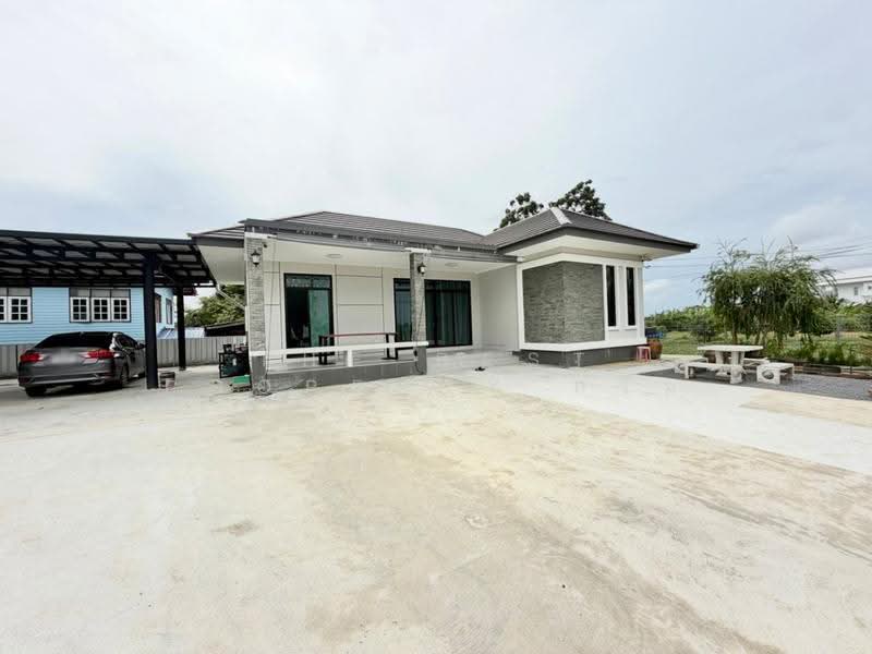 บ้านเดี่ยวนครชัยศรี นครปฐม, Nakhon Pathom, Bang Kaeo Fa, Nakhon Chai Sri, Nakhon Pathom, 2 Bedrooms, 150 sqm, Single Detached House For Sale, by The Best Property ครีม, 500609166 - DDproperty.com