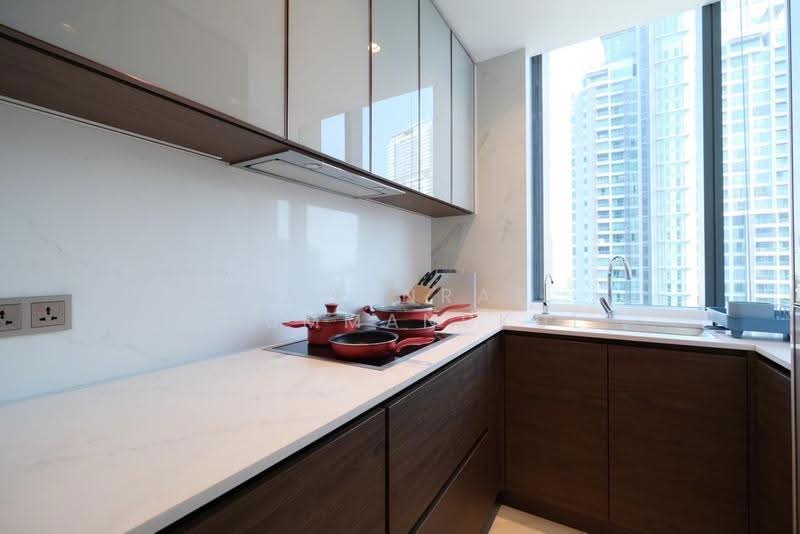 The Estelle Phrom Phong, Bangkok, 131 Soi Sukhumvit 26, Khong Tan, Khlong Toei, Bangkok, 3 Bedrooms, 160 sqm, Condo For Rent, by Tawanrat Thummanukul, 500609192 - DDproperty.com