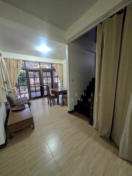 บ้านให้เช่า – ใกล้เซ็นทรัลแอร์พอร์ต เพียง 10 นาที ค่าเช่า 18,000 บาท / เดือน รหัสทรัพย์ : No.9H1106, เชียงใหม่, ป่าแดด, เมืองเชียงใหม่, เชียงใหม่, 150 ตร.ม., บ้านเดี่ยว ให้เช่า, โดย Baandeedee Chiangmai, 500609219 - DDproperty.com