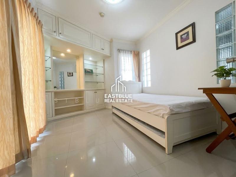Fifty Fifth Tower, Bangkok, 84 Soi Sukhumvit 55, Sukhumvit Road, Khlong Tan Nua, Watthana, Bangkok, 3 Bedrooms, 165 sqm, Condo For Sale, by Eastblue Horizon, 500609227 - DDproperty.com