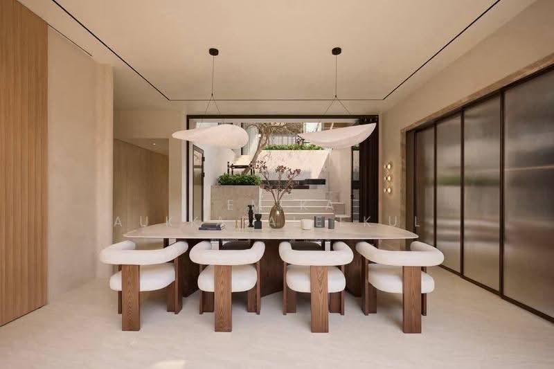 4-BR House, bangkok, Lat Phrao, Bangkok, 4 Bedrooms, 810 sqm, Single Detached House For Sale, by Pemika Aukkaraleekul, 500609231 - DDproperty.com