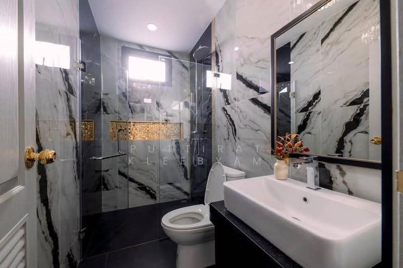 5-BR House, Phuket, Kathu, Phuket, 5 Bedrooms, 434 sqm, Single Detached House For Sale, by Puttirat Kleebyam, 500609262 - DDproperty.com