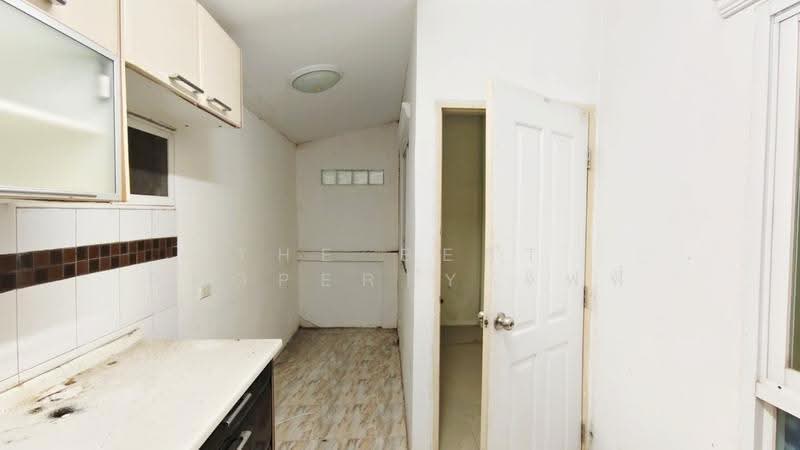 กิตติยาซิตี้ เพชรเกษม-พุทธมณฑลสาย4, Samut Sakhon, Om Noi, Krathum Baen, Samut Sakhon, 3 Bedrooms, 114 sqm, Townhouse For Sale, by The Best Property จิฟฟี่, 500609293 - DDproperty.com