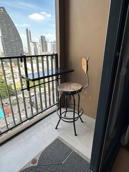 Oka Haus Sukhumvit 36, Bangkok, 3399 Rama 4 Road, Khong Tan, Khlong Toei, Bangkok, 2 Bedrooms, 45 sqm, Condo For Rent, by Rinrada Permpool, 500609357 - DDproperty.com