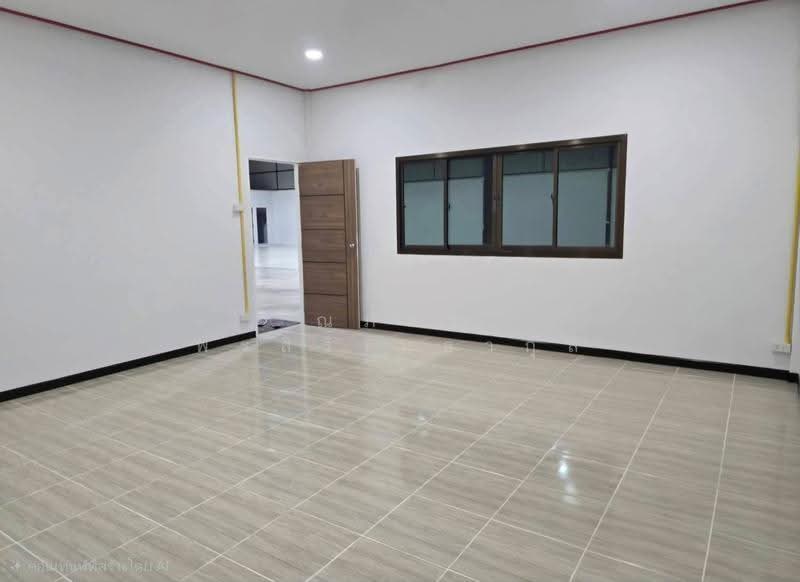 โกดังพร้อมออฟฟิศให้เช่า พื้นที่ 550ตรม. โซนถนนนิมิตใหม่ คลองสามวา กรุงเทพฯ (TW6-5826), bangkok, Sam Wa Tawan Tok, Khlong Sam Wa, Bangkok, , 550 sqm, Warehouse/Factory For Rent, by ณภัทร พรสิริเมธากุล, 500609364 - DDproperty.com