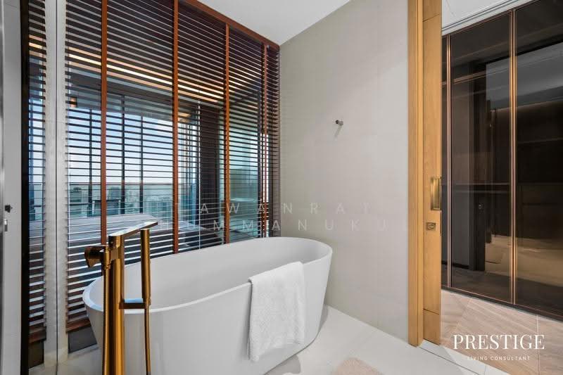 The Estelle Phrom Phong, Bangkok, 131 Soi Sukhumvit 26, Khong Tan, Khlong Toei, Bangkok, 1 Bedroom, 57 sqm, Condo For Rent, by Tawanrat Thummanukul, 500609374 - DDproperty.com