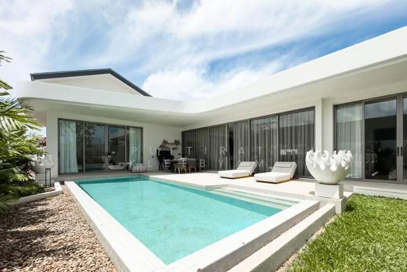 4-BR Villa, Phuket, Choeng Thale, Thalang, Phuket, 4 Bedrooms, 359 sqm, Villa For Sale, by Puttirat Kleebyam, 500609459 - DDproperty.com