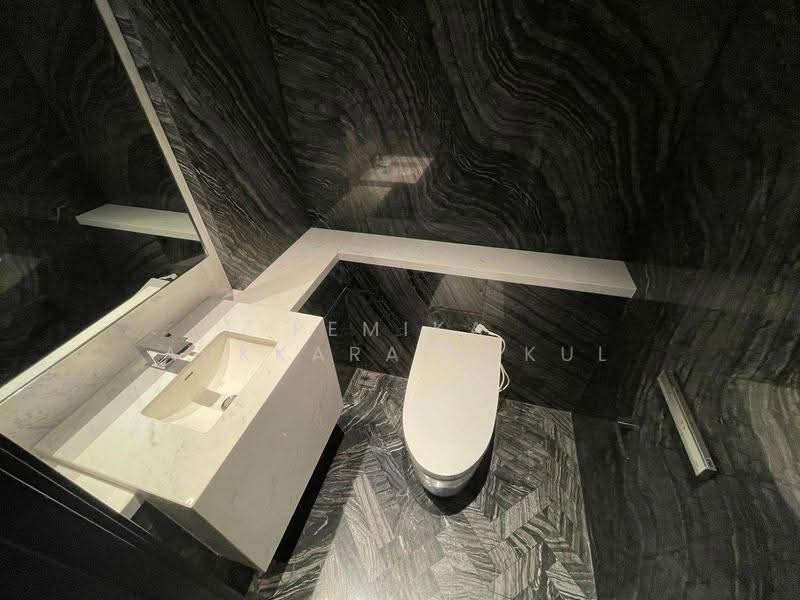 Four Seasons Private Residences, bangkok, 300 Charoen Krung Road, Yan Nawa, Sathon, Bangkok, 2 Bedrooms, 132 sqm, Condo For Sale, by Pemika Aukkaraleekul, 500609536 - DDproperty.com