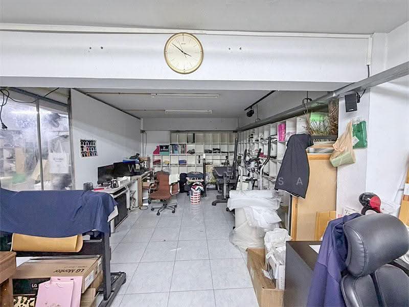 3.5-STOREY COMMERCIAL BUILDING 3 CONNECTED UNITS 79.5 SQ.WAH FULLY EXTENDED LARGE OPEN S, Bangkok, เอกชัย, Bang Bon, Bangkok, , 1,100 sqm, Shophouse For Sale, by Worazett pornpatpulkasaim, 500609572 - DDproperty.com