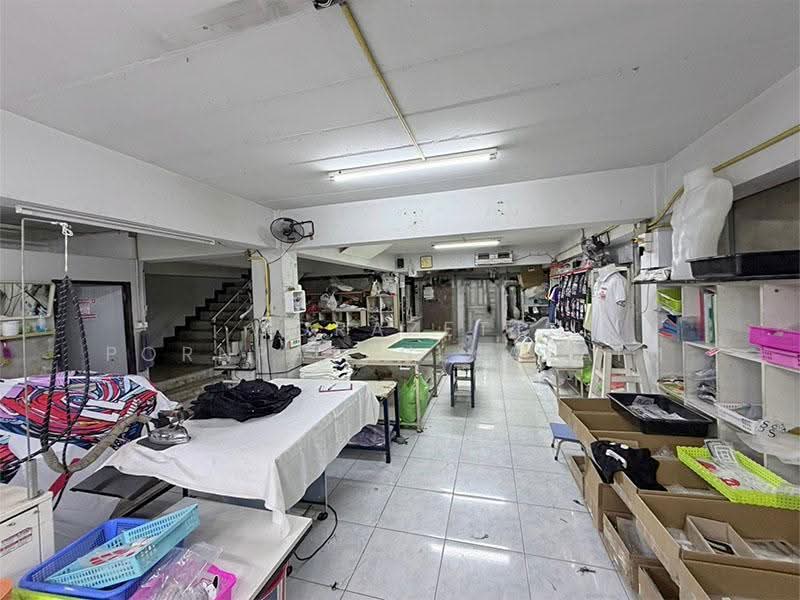 3.5-STOREY COMMERCIAL BUILDING 3 CONNECTED UNITS 79.5 SQ.WAH FULLY EXTENDED LARGE OPEN S, Bangkok, เอกชัย, Bang Bon, Bangkok, , 1,100 sqm, Shophouse For Sale, by Worazett pornpatpulkasaim, 500609572 - DDproperty.com