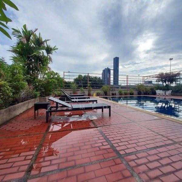 The Roof Garden Onnut, Bangkok, 697 Soi Sukhumvit 50, Phra Kanong, Khlong Toei, Bangkok, 2 Bedrooms, 869 sqm, Condo For Sale, by Rinrada Permpool, 500609587 - DDproperty.com
