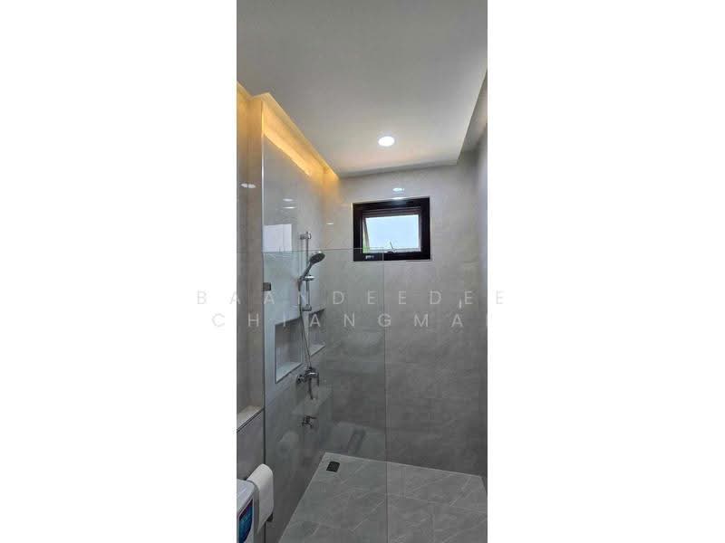 บ้านให้เช่า – ใกล้โรงเรียนวชิราลัย เพียง 10 นาที ค่าเช่า 45,000 บาท / เดือน รหัสทรัพย์ : No.15H922, เชียงใหม่, หนองแฝก, สารภี, เชียงใหม่, 130 ตร.ม., บ้านเดี่ยว ให้เช่า, โดย Baandeedee Chiangmai, 500609698 - DDproperty.com
