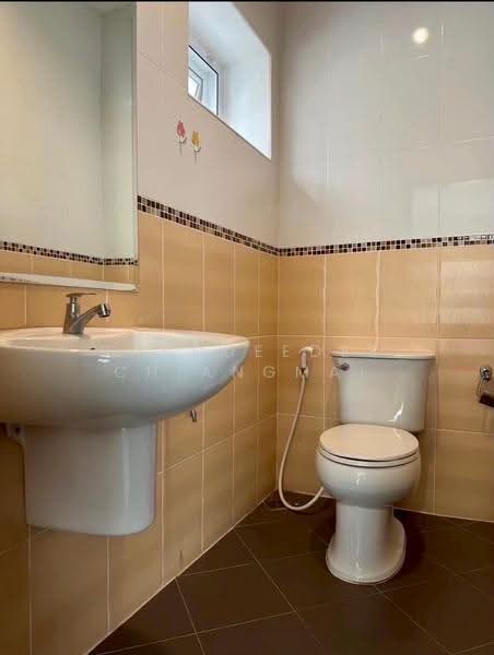 A house for rent near Charoen Charoen Market, Chiang Mai Rental Price: 26,000 THB / month No.7H223, Chiang Mai, Pa Bong, Saraphi, Chiang Mai, 3 Bedrooms, 150 sqm, Single Detached House For Rent, by Baandeedee Chiangmai, 500609768 - DDproperty.com