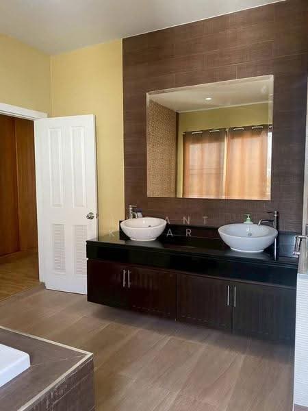 undefined, chon-buri, Bang Phra, Si Racha, Chon Buri (Pattaya), 3 Bedrooms, 316 sqm, Townhouse For Sale, by Vikrant Kokar, 500609797 - DDproperty.com