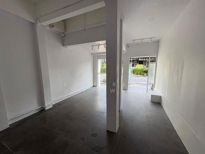 For Rent Retail Space 23 sq.m. near BTS Thong Lo Sukhumvit Watthana Bangkok PP-00761, bangkok, Khlong Tan Nua, Watthana, Bangkok, , 23 sqm, Retail Space For Rent, by Konrarat Deesawat, 500609836 - DDproperty.com