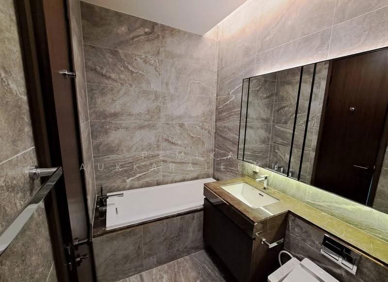 The Esse Sukhumvit 36, bangkok, Soi Sukhumvit 36, Sukhumvit Road, Phra Kanong, Khlong Toei, Bangkok, 1 Bedroom, 43 sqm, Condo For Sale, by Pemika Aukkaraleekul, 500609892 - DDproperty.com
