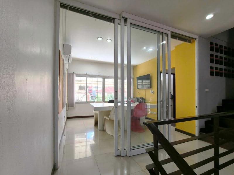 4-Story Home Office for Rent – Flood-Free, Ready to Move In, Near MRT Lat Phrao (SPSJP707), Bangkok, ลาดพร้าว 29, Chan Kasem, Chatuchak, Bangkok, , 370 sqm, Shophouse For Rent, by Khun Jane, 500609926 - DDproperty.com