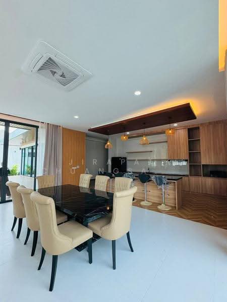 3-BR House, chon-buri, Poong, Bang Lamung (Pattaya), Chon Buri (Pattaya), 3 Bedrooms, 204 sqm, Single Detached House For Rent, by Jirapat Chuangsawadsak, 500609943 - DDproperty.com