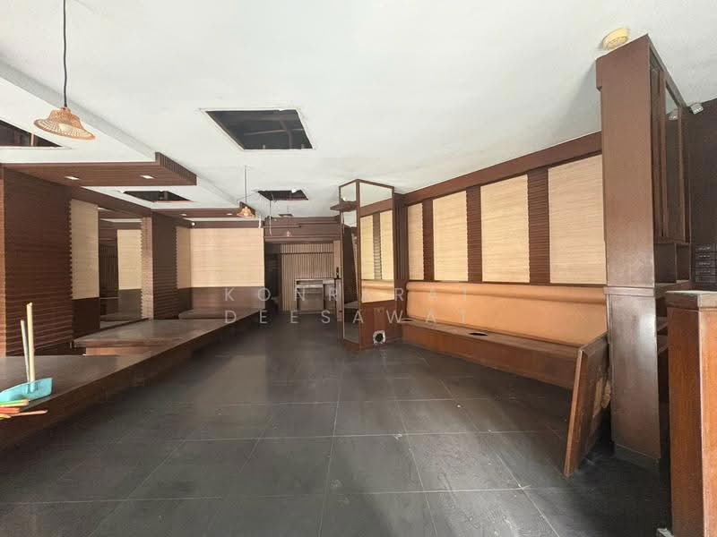 For Rent Shophouse 4-storey BTS Thong Lo Sukhumvit Watthana Bangkok PP-00759, bangkok, Khlong Tan Nua, Watthana, Bangkok, , 250 sqm, Shophouse For Rent, by Konrarat Deesawat, 500610015 - DDproperty.com
