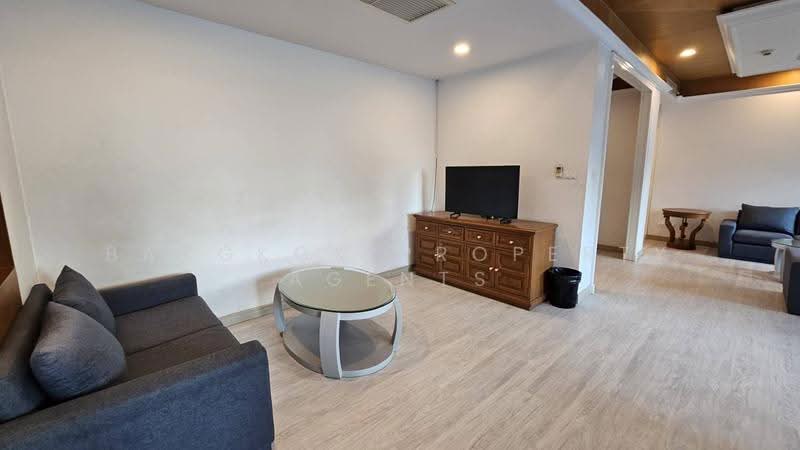 Chaidee Mansion, Bangkok, 75-7 Soi Sukhumvit 11, Khlongtoei Nua, Watthana, Bangkok, 2 Bedrooms, 200 sqm, Condo For Rent, by BANGKOK PROPERTY AGENTS, 500610025 - DDproperty.com