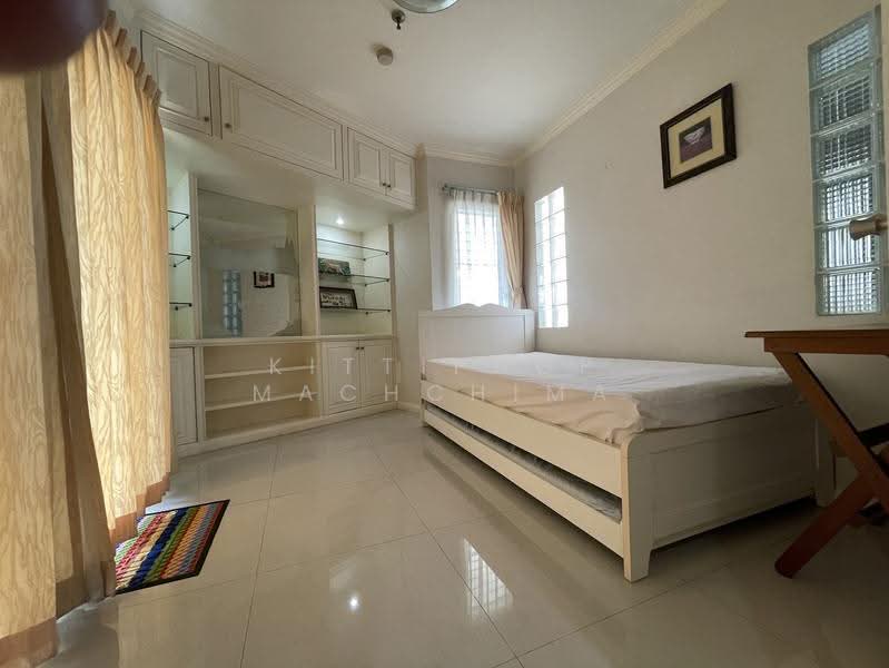 Fifty Fifth Tower, Bangkok, 84 Soi Sukhumvit 55, Sukhumvit Road, Khlong Tan Nua, Watthana, Bangkok, 3 Bedrooms, 165 sqm, Condo For Sale, by Kittiphop Machchima, 500610054 - DDproperty.com