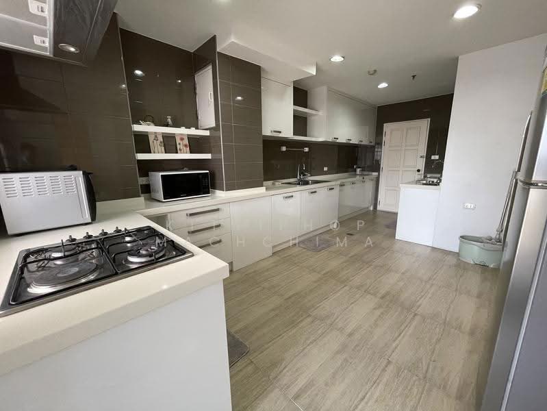 Fifty Fifth Tower, Bangkok, 84 Soi Sukhumvit 55, Sukhumvit Road, Khlong Tan Nua, Watthana, Bangkok, 3 Bedrooms, 165 sqm, Condo For Sale, by Kittiphop Machchima, 500610054 - DDproperty.com
