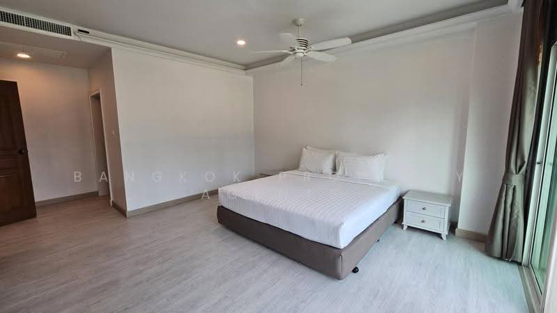 Chaidee Mansion, Bangkok, 75-7 Soi Sukhumvit 11, Khlongtoei Nua, Watthana, Bangkok, 3 Bedrooms, 270 sqm, Condo For Rent, by BANGKOK PROPERTY AGENTS, 500610074 - DDproperty.com