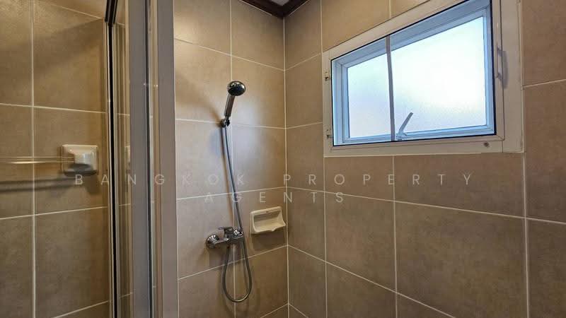 Chaidee Mansion, Bangkok, 75-7 Soi Sukhumvit 11, Khlongtoei Nua, Watthana, Bangkok, 3 Bedrooms, 270 sqm, Condo For Rent, by BANGKOK PROPERTY AGENTS, 500610074 - DDproperty.com