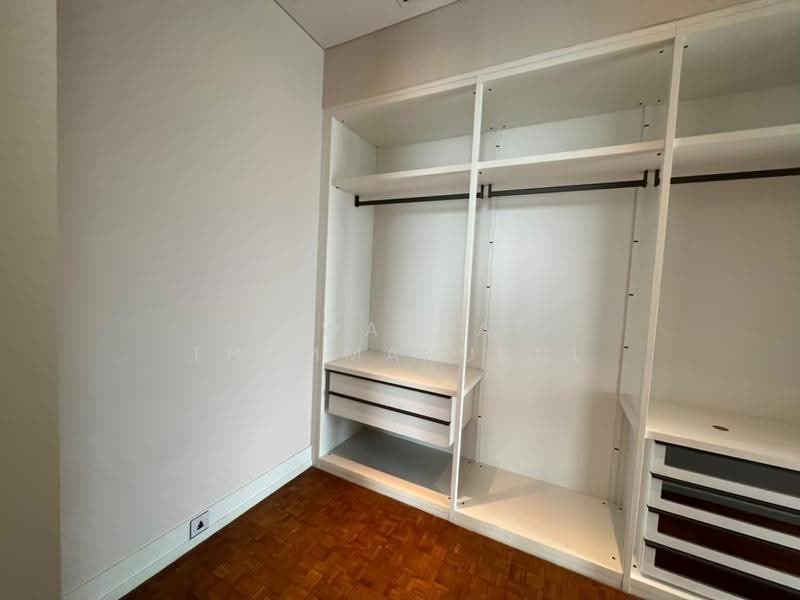 The Ritz-Carlton Residences, Bangkok, 114 Narathiwat Ratchanakarin Road, Silom, Bang Rak, Bangkok, 3 Bedrooms, 213 sqm, Condo For Rent, by Tawanrat Thummanukul, 500610156 - DDproperty.com