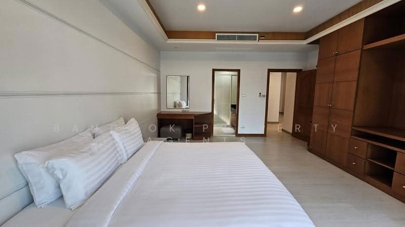 Chaidee Mansion, Bangkok, 75-7 Soi Sukhumvit 11, Khlongtoei Nua, Watthana, Bangkok, 3 Bedrooms, 300 sqm, Condo For Rent, by BANGKOK PROPERTY AGENTS, 500610181 - DDproperty.com