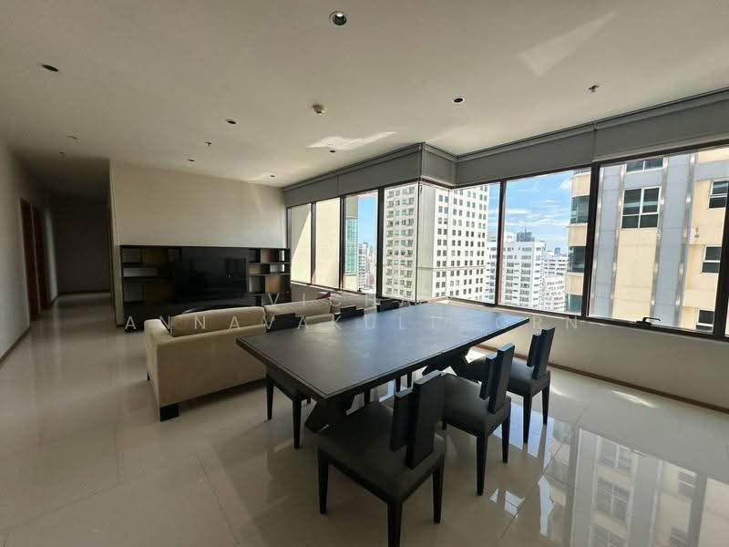 The Emporio Place, bangkok, 93 Soi Sukhumvit 24, Sukhumvit Road, Khong Tan, Khlong Toei, Bangkok, 3 Bedrooms, 114 sqm, Condo For Rent, by Vichai Annavakulthorn, 500610278 - DDproperty.com