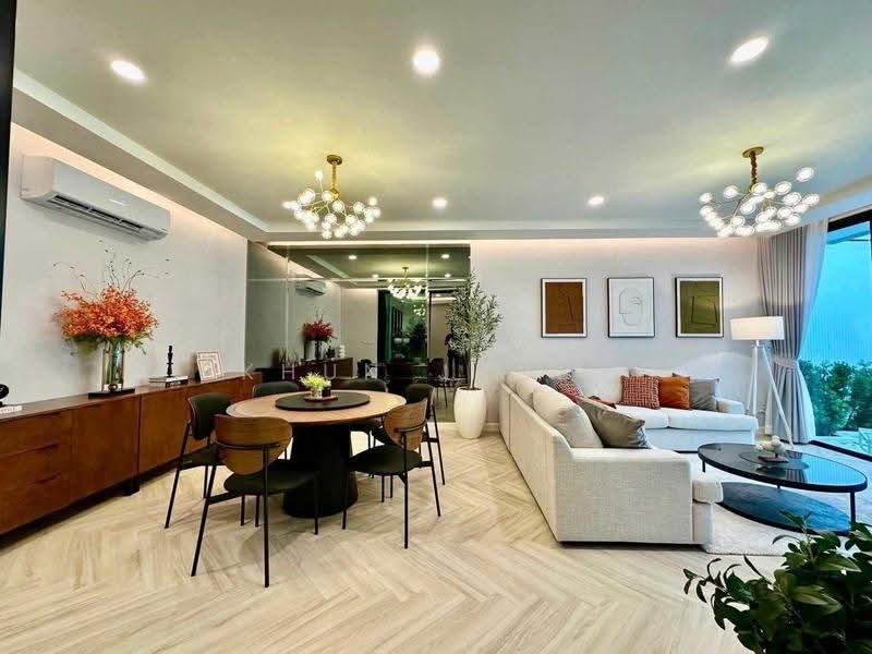 Perfect Masterpiece Sukhumvit 77, samut-prakan, Soi Mu Ban Perfect Place Sukhumvit 77, Rachathewa, Bang Plee, Samut Prakan, 5 Bedrooms, 720 sqm, Single Detached House For Rent, by Khun Jane, 500610386 - DDproperty.com