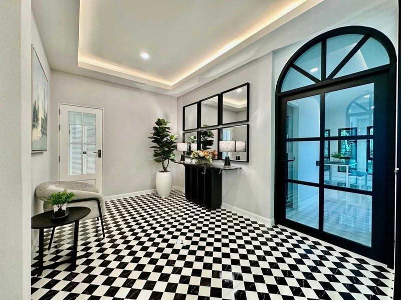 Perfect Masterpiece Sukhumvit 77, samut-prakan, Soi Mu Ban Perfect Place Sukhumvit 77, Rachathewa, Bang Plee, Samut Prakan, 5 Bedrooms, 720 sqm, Single Detached House For Rent, by Khun Jane, 500610386 - DDproperty.com