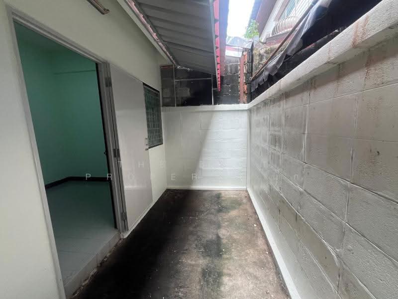 หมู่บ้านบูรพาซิตี้ บางวัว, Chachoengsao, Bang Wua, Bang Pakong, Chachoengsao, 2 Bedrooms, 150 sqm, Townhouse For Sale, by The Best Property นุ๊ก, 500610490 - DDproperty.com