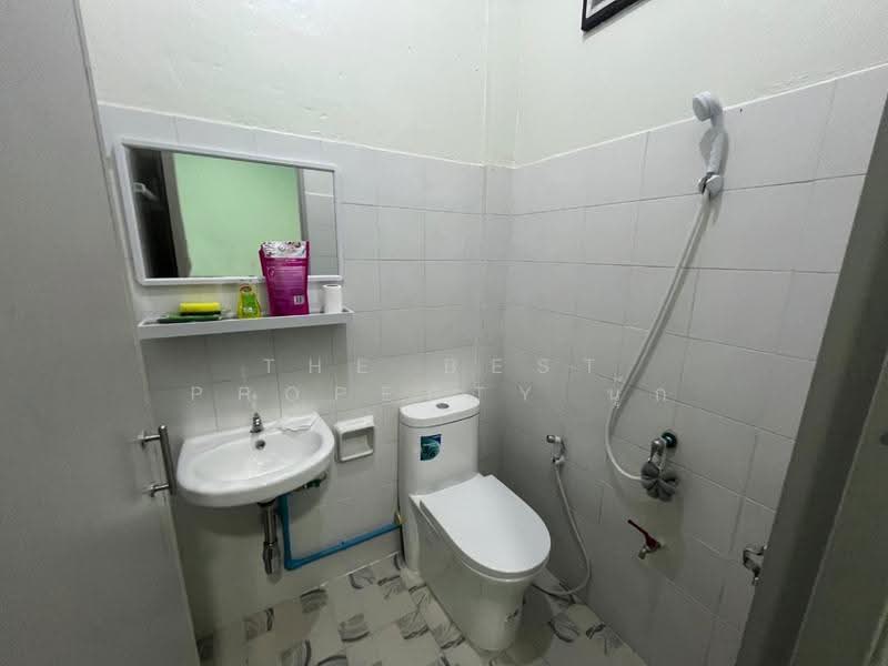 หมู่บ้านบูรพาซิตี้ บางวัว, Chachoengsao, Bang Wua, Bang Pakong, Chachoengsao, 2 Bedrooms, 150 sqm, Townhouse For Sale, by The Best Property นุ๊ก, 500610490 - DDproperty.com