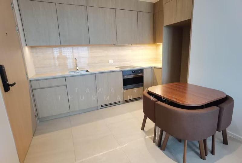 The Lofts Silom, Bangkok, Pramuan Road, Silom, Bang Rak, Bangkok, 2 Bedrooms, 66 sqm, Condo For Rent, by Tawanrat Thummanukul, 500610494 - DDproperty.com