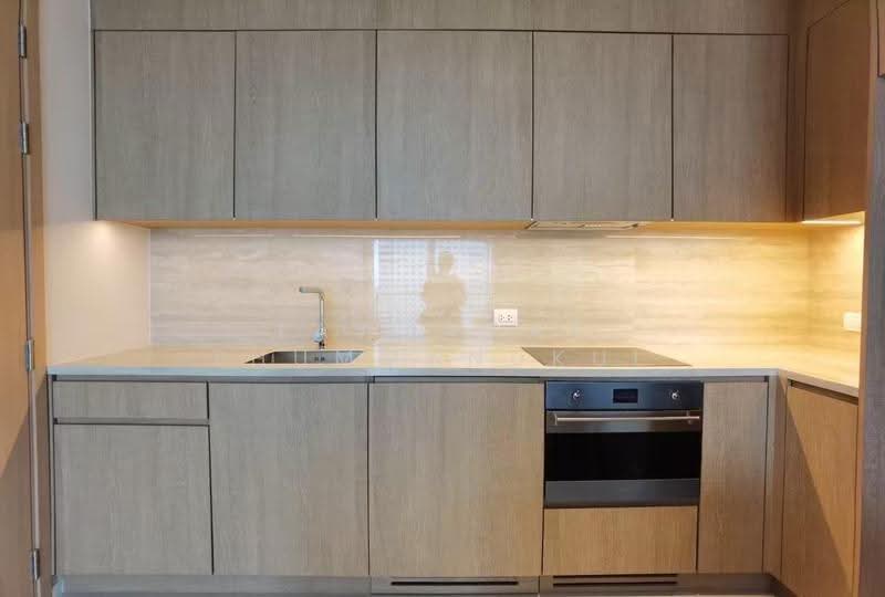 The Lofts Silom, Bangkok, Pramuan Road, Silom, Bang Rak, Bangkok, 2 Bedrooms, 66 sqm, Condo For Rent, by Tawanrat Thummanukul, 500610494 - DDproperty.com