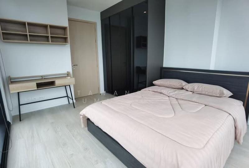 The Lofts Silom, Bangkok, Pramuan Road, Silom, Bang Rak, Bangkok, 2 Bedrooms, 66 sqm, Condo For Rent, by Tawanrat Thummanukul, 500610494 - DDproperty.com