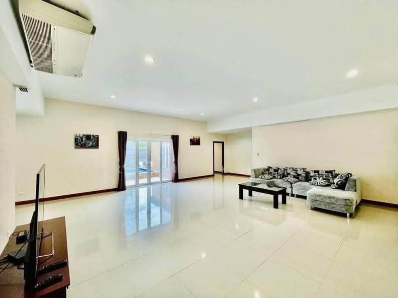 3-BR House, chon-buri, Nong Pru, Bang Lamung (Pattaya), Chon Buri (Pattaya), 3 Bedrooms, 150 sqm, Single Detached House For Sale, by Vikrant Kokar, 500610514 - DDproperty.com