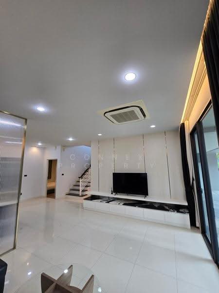 Setthasiri-Krungthep Kreetha 2, Bangkok, Krungthep Kreetha Road, Hua Mak, Bang Kapi, Bangkok, 4 Bedrooms, 300 sqm, Single Detached House For Rent, by Connex Property, 500610556 - DDproperty.com