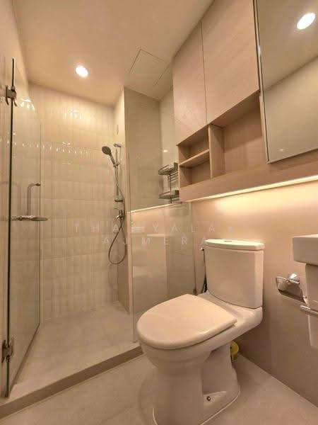Life Asoke, Bangkok, Asoke-Dindang Road, Bang Kapi, Huai Khwang, Bangkok, 1 Bedroom, 30 sqm, Condo For Rent, by Thanyalak Ajmera, 500610557 - DDproperty.com