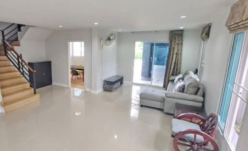 4-BR House, chon-buri, Nong Pru, Bang Lamung (Pattaya), Chon Buri (Pattaya), 4 Bedrooms, 300 sqm, Single Detached House For Sale, by Sujika Puangngern, 500610735 - DDproperty.com