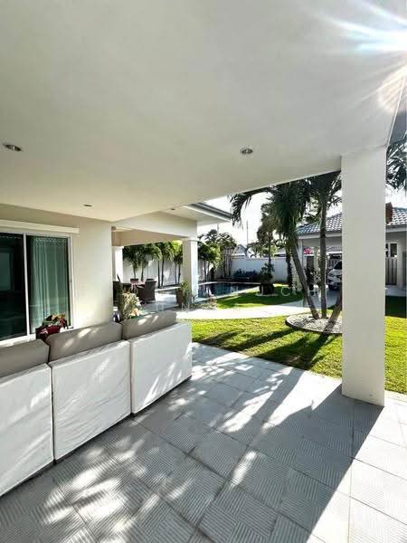 4-BR House, prachuap-khiri-khan, Thap Tai, Hua Hin, Prachuap Khiri Khan, 4 Bedrooms, 220 sqm, Single Detached House For Sale, by Boonyanuch Unna, 500610776 - DDproperty.com