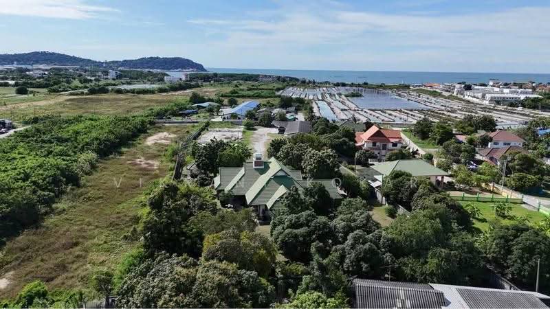 3-BR House, chon-buri, Ang Sila, Muang Chon Buri, Chon Buri (Pattaya), 3 Bedrooms, 204 sqm, Single Detached House For Sale, by Vikrant Kokar, 500610802 - DDproperty.com
