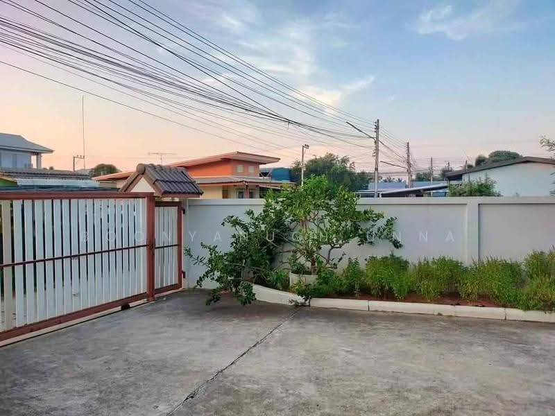 4-BR House, prachuap-khiri-khan, Pak Nam Pran, Pran Buri, Prachuap Khiri Khan, 4 Bedrooms, 200 sqm, Single Detached House For Sale, by Boonyanuch Unna, 500610835 - DDproperty.com