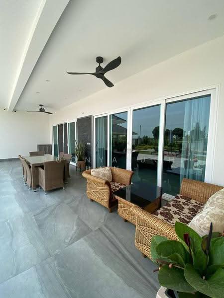 5-BR Villa, Prachuap Khiri Khan, Khao Noi, Pran Buri, Prachuap Khiri Khan, 5 Bedrooms, 275 sqm, Villa For Sale, by Boonyanuch Unna, 500610865 - DDproperty.com