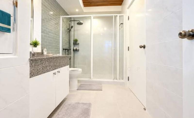 D.S. Tower 2 Sukhumvit 39, Bangkok, Soi Sukhumvit 39, Khlong Tan Nua, Watthana, Bangkok, 2 Bedrooms, 137 sqm, Condo For Rent, by Boonraksa Sopak, 500610982 - DDproperty.com