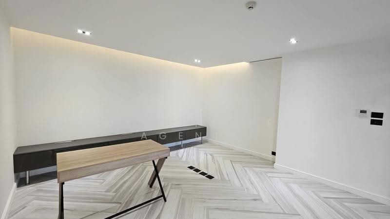 RQ Residence, Bangkok, Soi Sukhumvit 49/9, Khlong Tan Nua, Watthana, Bangkok, 3 Bedrooms, 280 sqm, Condo For Rent, by BANGKOK PROPERTY AGENTS, 500611070 - DDproperty.com