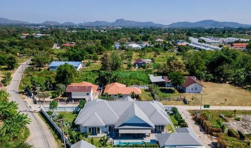 3-BR Villa, prachuap-khiri-khan, Hin Lek Fai, Hua Hin, Prachuap Khiri Khan, 3 Bedrooms, 250 sqm, Single Detached House For Sale, by Boonyanuch Unna, 500611080 - DDproperty.com
