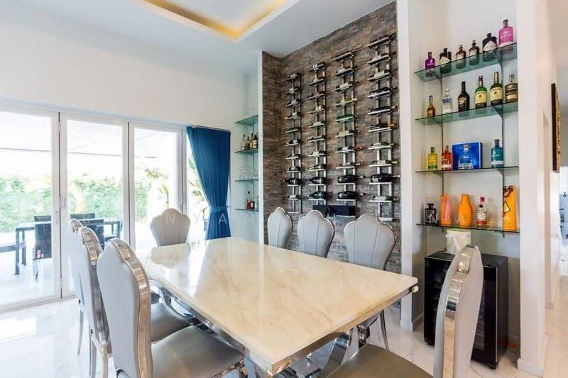 3-BR Villa, prachuap-khiri-khan, Hin Lek Fai, Hua Hin, Prachuap Khiri Khan, 3 Bedrooms, 250 sqm, Single Detached House For Sale, by Boonyanuch Unna, 500611080 - DDproperty.com
